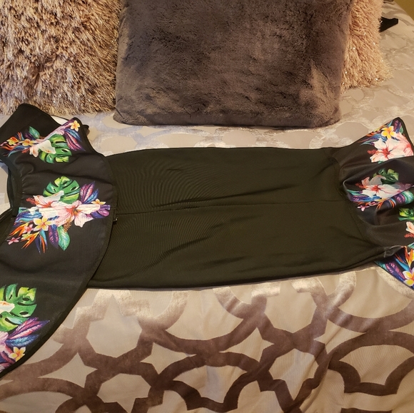 Black Midi Off the Shoulder Dress - Picture 3 of 6